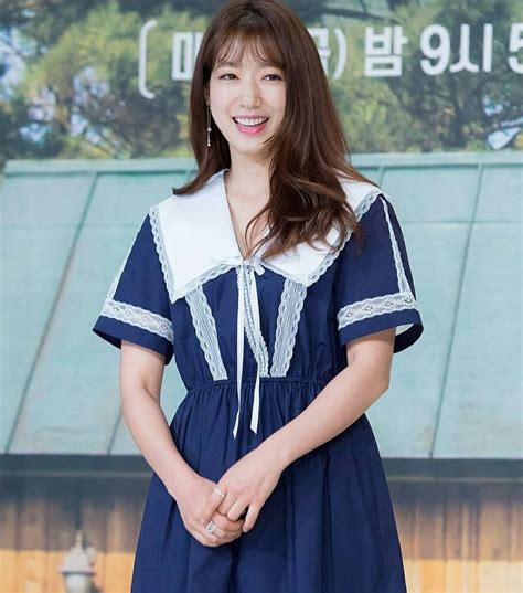 bell sleeves bell sleeve top park shin hye korean actors sari model tops fashion saree
