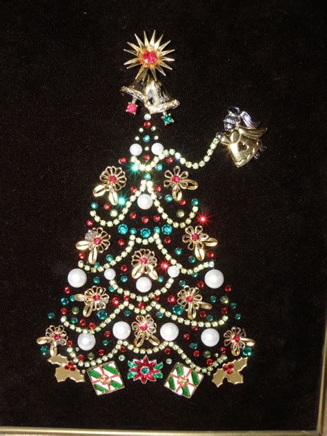 20 Christmas Tree Decorated With Jewelry Pimphomee