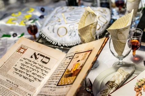 Passover Traditions From Around The World Ym Ywha