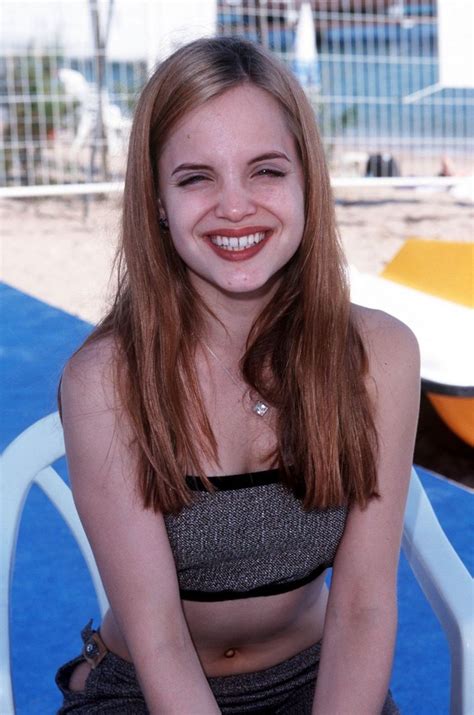 Mena Suvari Mena Suvari Mena Nineties Fashion