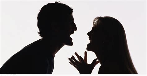 حكم الطلاق ثلاث مرات في وقت واحد وقت الغضب