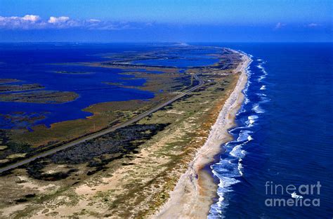 The outer banks in north carolina is one of those holiday destinations that cater to just about anyone. splendid isolation: Outer Banks, NC - update