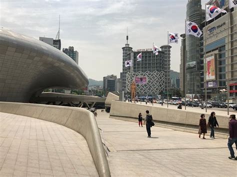 Dongdaemun Design Plaza Ddp Seúl 2020 Lo Que Se Debe Saber Antes