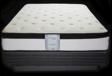 The solstice is composed of premium memory foam, to help relieve pressure for a restful night's sleep at an affordable price. Solstice Mattresses | Cleveland, OH | Mattress Showcase