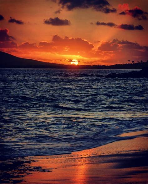 A Wonderful Sunset 🌇 On The Beach 🌊 👌 ☺ 💖 Sunset Love Beach Wallpaper Beach Sunsets Wonder