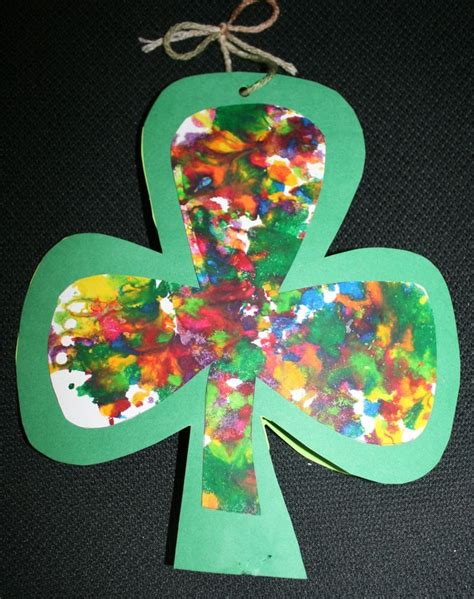 Shamrock craft for St Patrick's Day | St patricks day crafts for kids ...