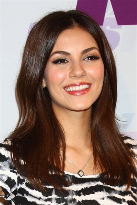 victoria justice straight hairstyle steal her style