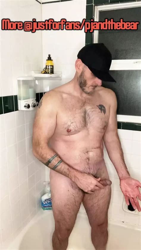 bulliger brocken pisse und wichs in der dusche xhamster