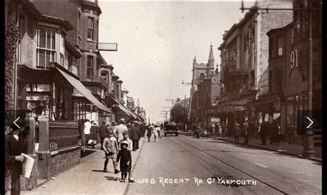 regent road c 1925 great yarmouth great yarmouth old photos norfolk broads
