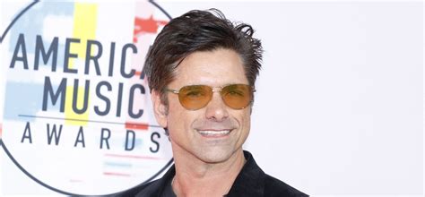John Stamos Performs Backside Of 60 And Strips Naked In The Shower
