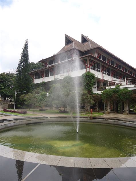Itb Raih Peringkat Kampus Terbaik Se Indonesia Institut Teknologi Bandung