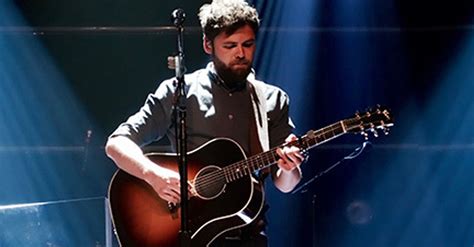 Singer Songwriter Passenger Finds Increasing Audience With Songs Of Hope And Empathy Huffpost