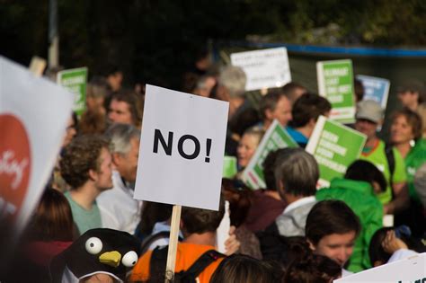 How To Make The Best Protest Sign Popular Science