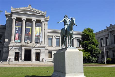 พิพิธภัณฑ์วิจิตรศิลป์บอสตันอเมริกาปีกไฮไลท์