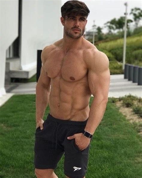 Likes Comments Logan Reed Loganreed On Instagram Muscle Men Guys Fitness Facts
