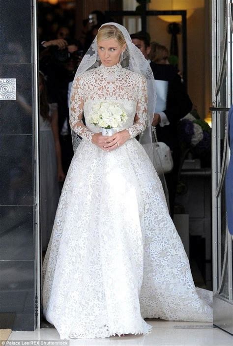 Paris Hilton Wears Powder Blue Dress To Sister Nickys Wedding 2339448