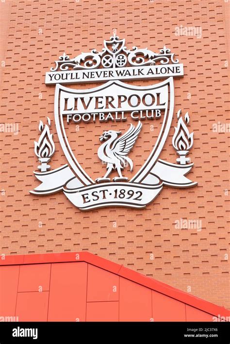 Anfield Liverpool Badge Hi Res Stock Photography And Images Alamy
