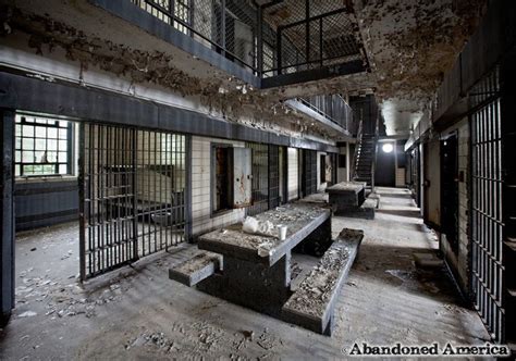 Abandoned Prisons Abandoned Buildings Abandoned Places Prison Idea
