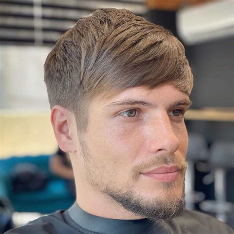 Hairstyle For Men Round Face