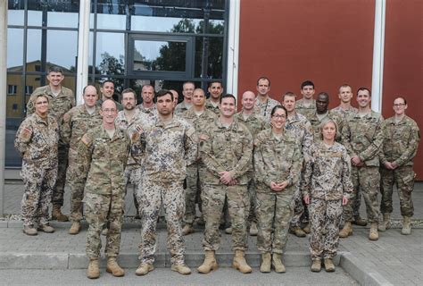 Since 2007, land forces are organized as a fully professional standing army. 4ID MCE meets with Latvian and Estonian Armed Forces ...