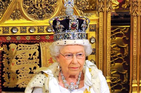 Elizabeth ii (elizabeth alexandra mary; Elisabetta II non è regina d'Inghilterra: l'errore nel ...