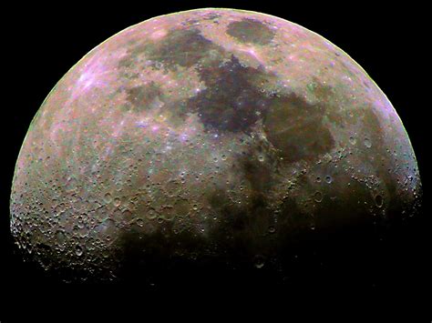 La Luna En Colores Fotografia Astronomica