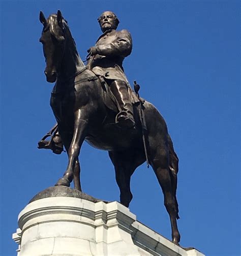 Robert E Lee Bronze Monument Richmond Virginia Civil War Arsenal