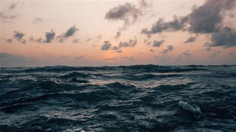 Download Wallpaper 2560x1440 Sea Waves Horizon Sky