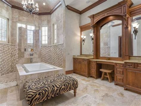 Craftsman Style Bathroom Combining Nature And Simplicity For A