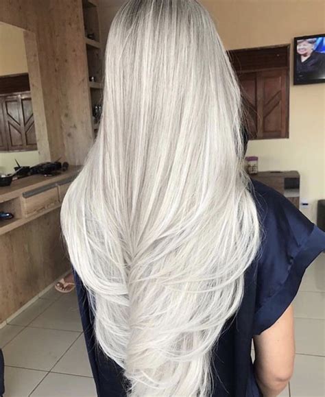 Long White Hair White Blonde Hair Blonde Hair Looks Platinum Blonde