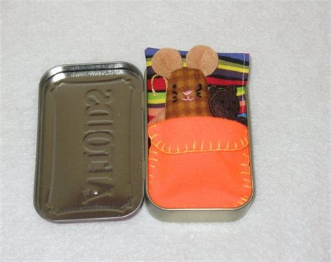 Caramel Plaid Mouse Deluxe Travel Wee Tin Mice In A Box Make A Great