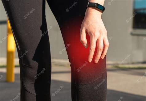 Premium Photo Knee Pain Sports Trauma Concept Woman Holding Painful