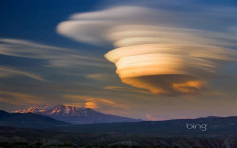 Download Lenticular Cloud Over Extinct Volcano At Sunset Patagonia