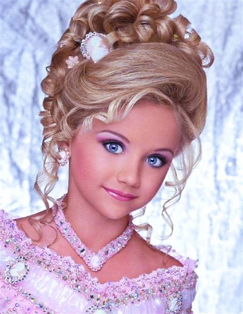 Pin By СТЕЛЛА ЛАНЕВСКАЯ On Pageant Hairstyles For Girls In 2021 Pageant Hair Girl Hairstyles