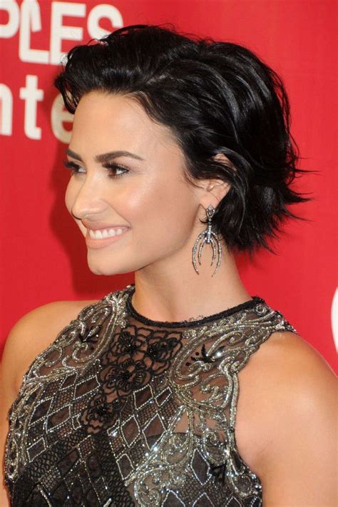 Demi lovato half shaved hair 7. Pin by Gina Bonura on Dr. Luciano King II in 2020 | Demi ...