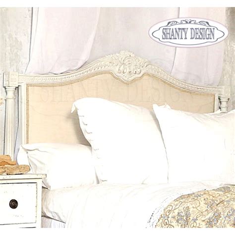 Se siete amanti del comfort e del design moderno questo letto sarà il modello perfetto per la vostra camera da letto. Testata Letto Matrimoniale Shabby Chic CLARISSA 5 Letti