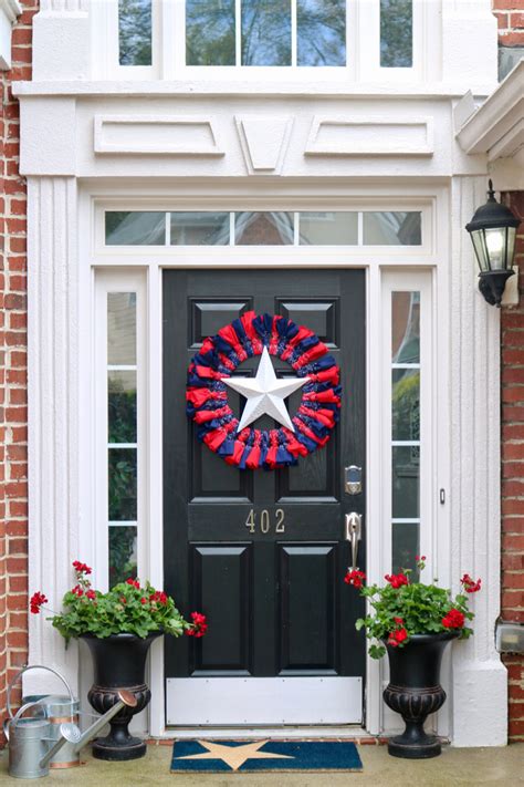Printable 4th july decoration kit. 3 Ideas for Patriotic Doorway Decor | Peachfully Chic