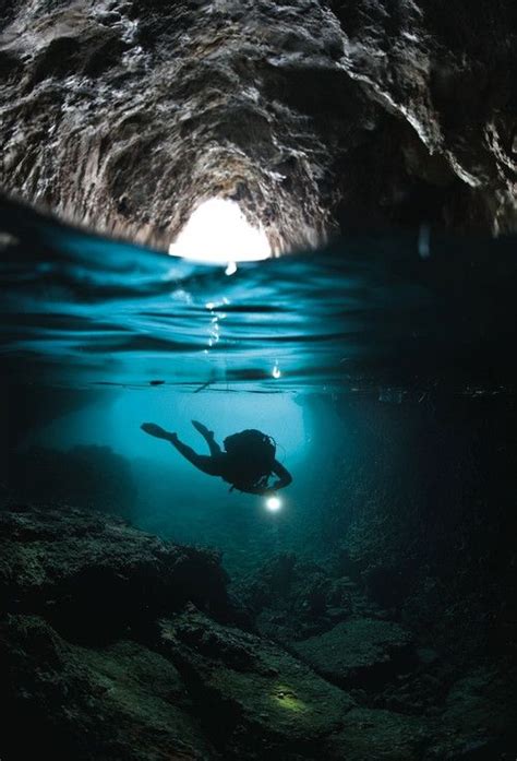Cave Dive Underwater Photography Underwater World Underwater Caves
