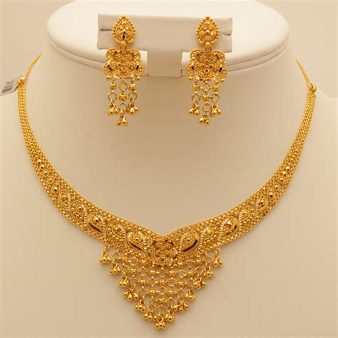 9 Awesome 50 Gram Gold Necklace Designs India | Styles At Life