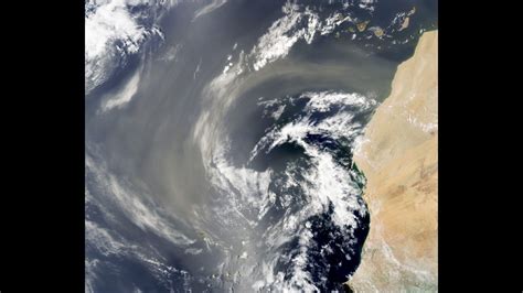 Nasa Satellite Captures Sahara Desert Dust Plume Over The Atlantic