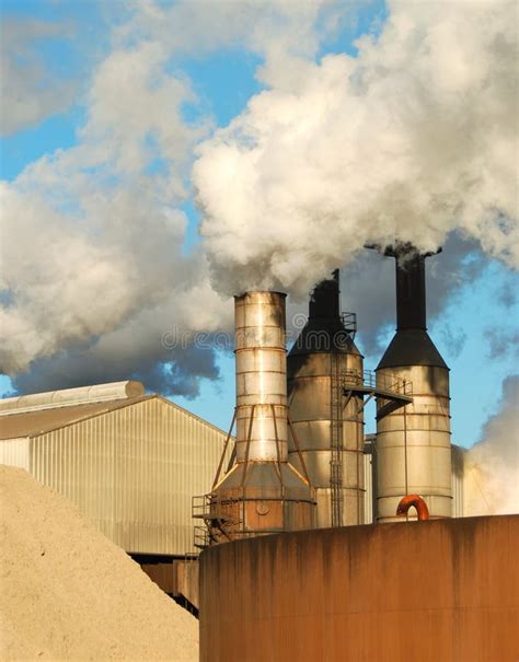 Pile Di Fumo Di Inquinamento Fotografia Stock Immagine Di Calore Fabbrica