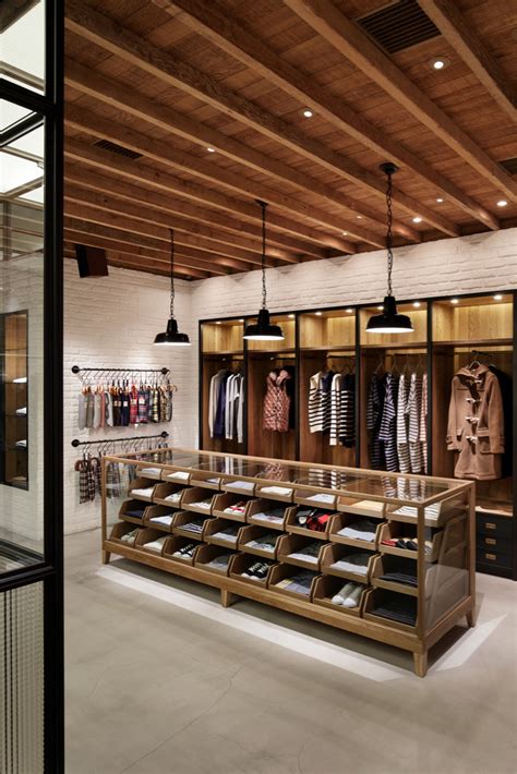 Free shipping to 185 countries. Traditional Weatherwear AOYAMA STORE | Wonderwall