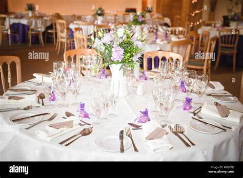 Country Style Wedding Table Decorations Stock Photo - Alamy