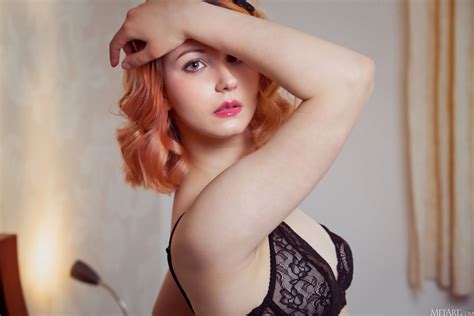 デスクトップ壁紙 愛らしい 美しさ 愛する 可愛い 面 浮気 女の子 ヘア ランジェリー モデル パンティー セクシー sexy woman 蒸し暑い からかう