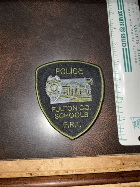 Vintage Obsolete Sheriff Police Department Office Patch Fulton Co