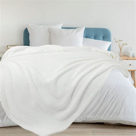 Sherpa Throw Blanket Soft Fluffy Warm Fleece Lightweight Plush Blanket