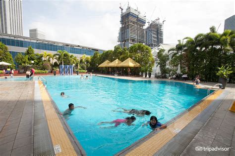 Parkroyal Collection Marina Bay Singapore Pool Pictures And Reviews