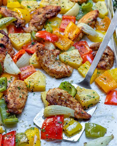 Chicken and pineapple are a perfect match for the grill. Sheet Pan Hawaiian Pineapple Chicken | Recipe | Clean ...