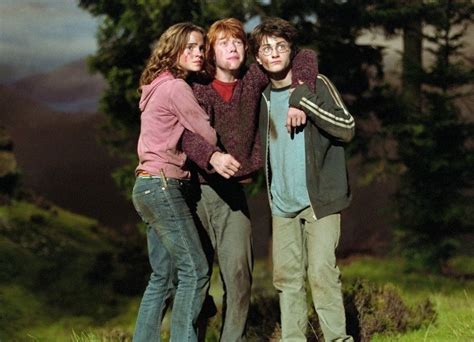 Harry Ron Hermione Harry Potter Ron Weasley Harry Potter Ron Prisoner Of Azkaban
