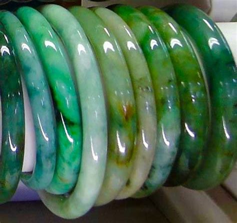 Vintage Jade Bangle Bracelets Etsy In Jade Jewelry Jade